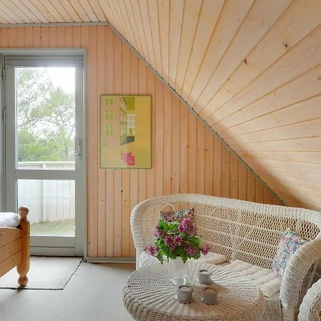 Three-bedroom Holiday In 55 Blåvand